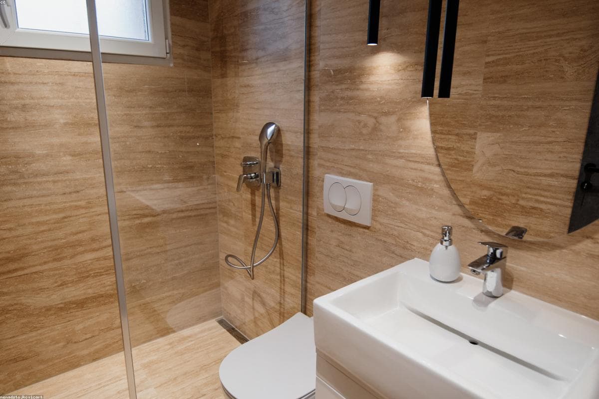 Renovatie in Utrecht: Bedrijfspand verbouwd tot kantoor, Amersfoort